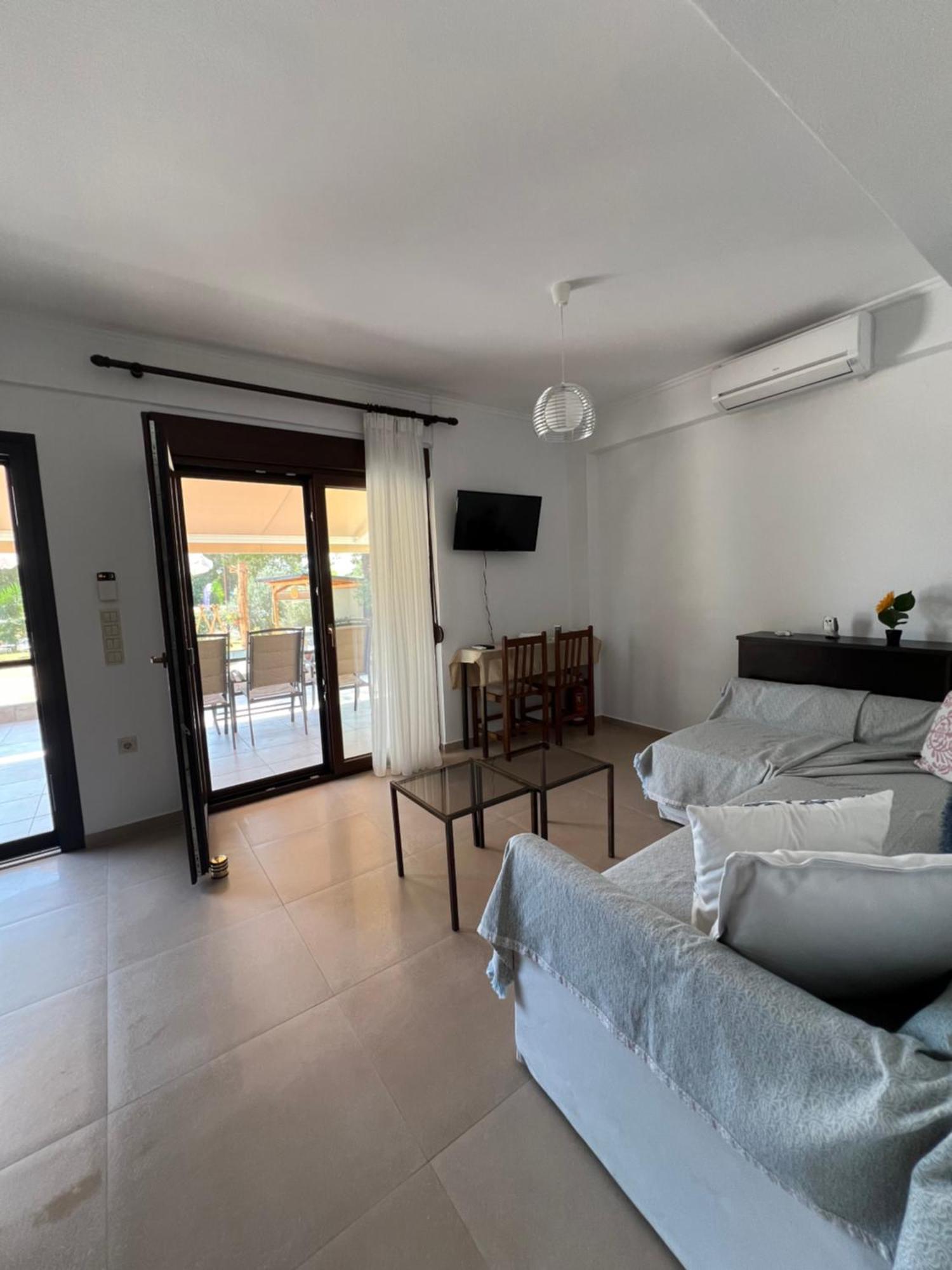 Epavli Xenia Pefkochori-Paliouri 50M Appartement Buitenkant foto